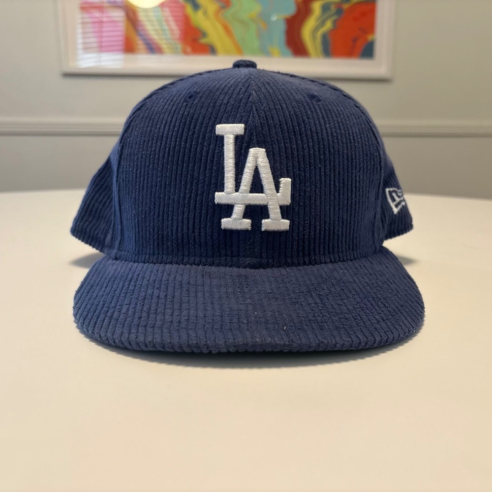CORDOUROY LA DODGERS HAT - 7 5/8 - NEW ERA